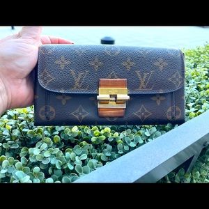 Louis Vuitton Monogram Pallas wallet with wine interior and gold clasp